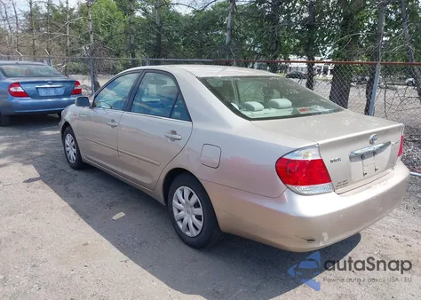 2005 Toyota Camry Le from USA, damaged, VIN 4T1BE32K95U415839
